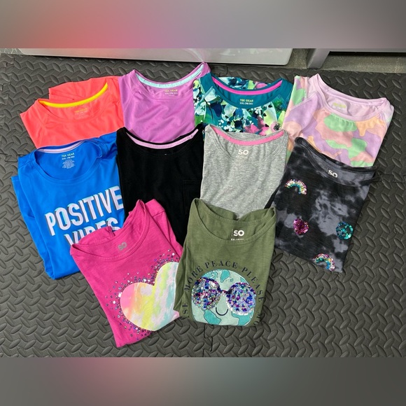 10 girls T-shirts size XXL 18/20